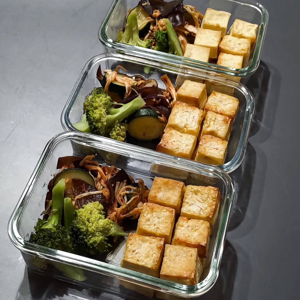 R2 食譜分享：4+2R 飲食法減脂菜單，4 道我最常做的 R2 豆腐食譜（非水煮）