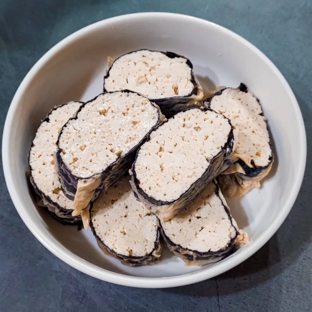 R2 食譜分享：4+2R 飲食法減脂菜單，4 道我最常做的 R2 豆腐食譜-素魚