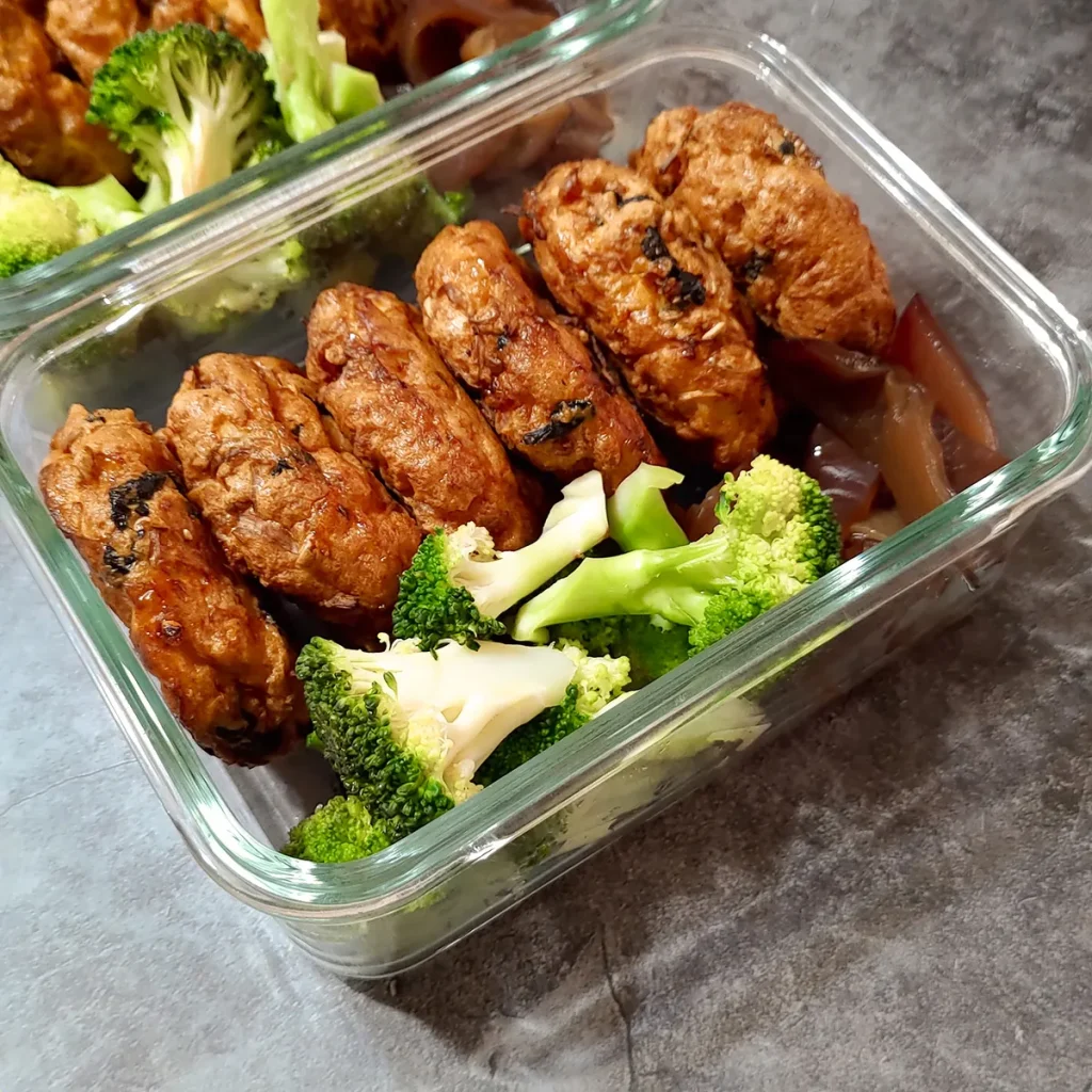 R2 食譜分享：4+2R 飲食法減脂菜單，4 道我最常做的 R2 豆腐食譜（非水煮）